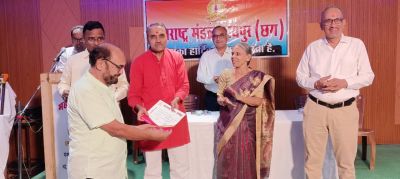 पद्मश्री गोडबोले दंपती का महाराष्‍ट्र मंडल में  28 मई को हुआ सम्मान