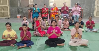 बाल संस्कार शिविर में बच्चों के खेल में नजर आया आध्यात्म